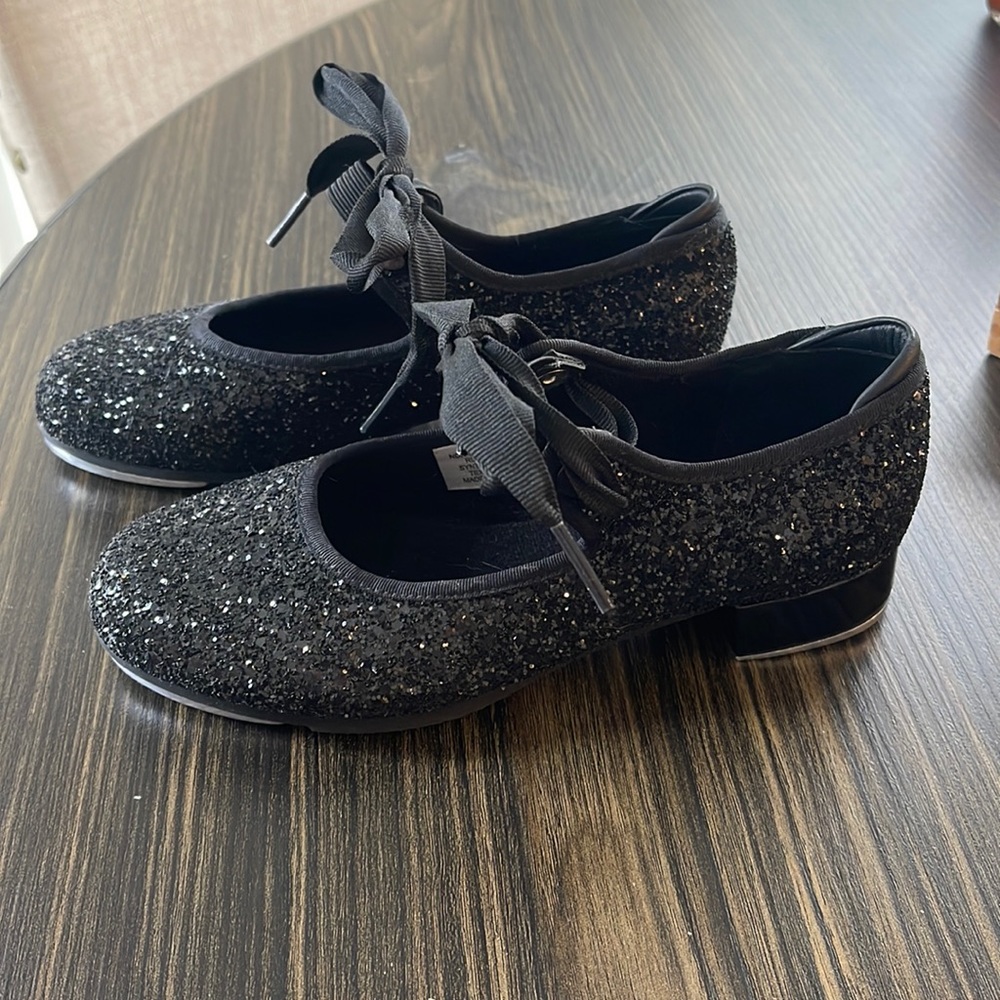 Size 1 little girls black sparkly Bloch tap shoes